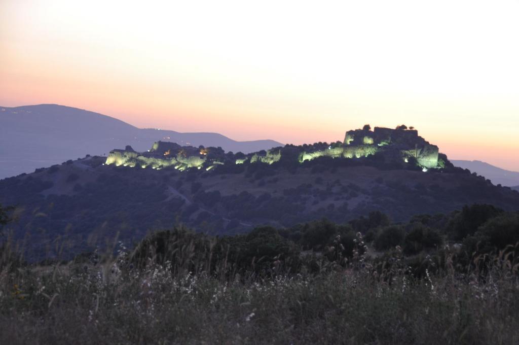 Sanabl Druze Hospitality Bed & Breakfast Ein Kinya Exterior photo